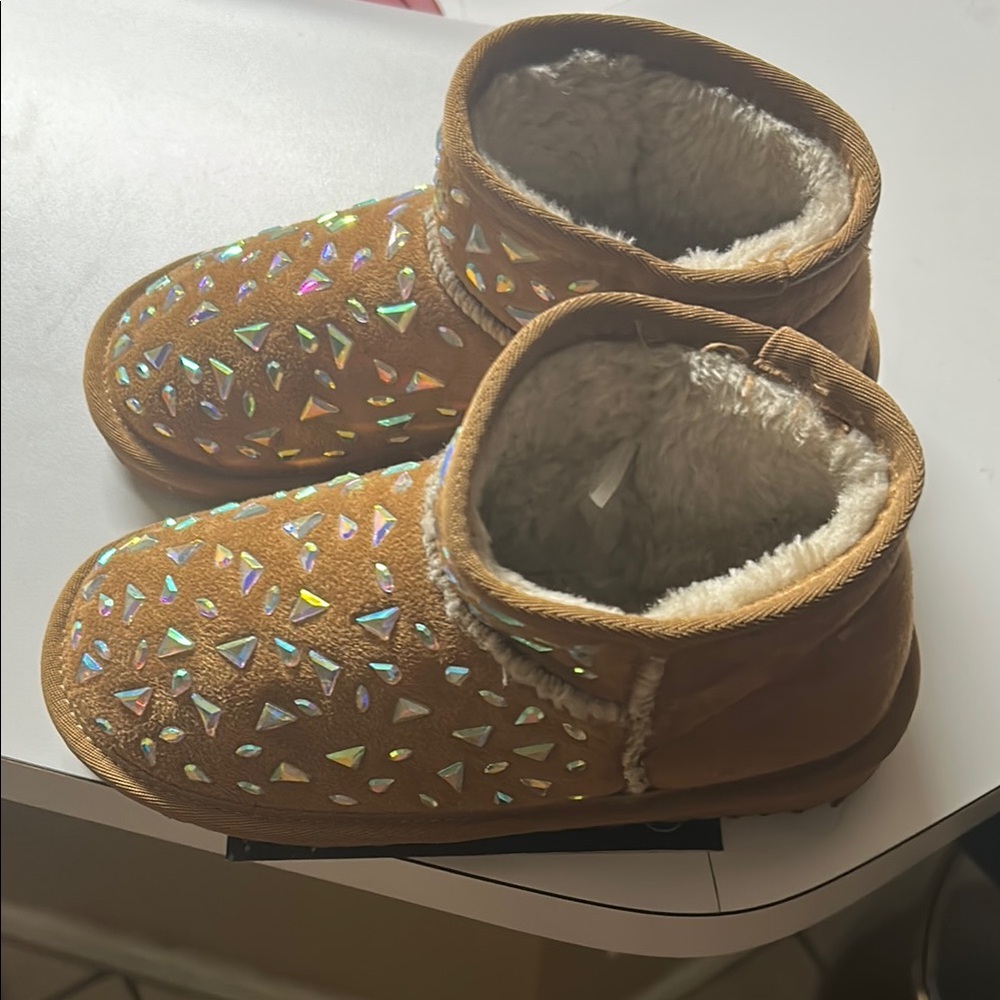 Kids Tan Boots with Iridescent Accents - Picture 2 of 2